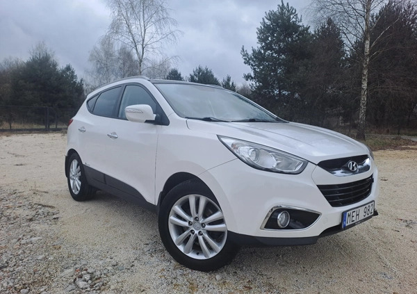 Hyundai ix35 cena 25900 przebieg: 242363, rok produkcji 2011 z Kielce małe 352